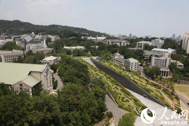 走進韓國第一所女子大學——專訪梨花女大校長崔慶熙