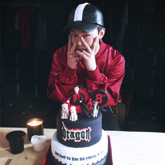 Bigbang權(quán)志龍29歲生日曬照 太陽T.O.P送上暖心祝福【組圖】